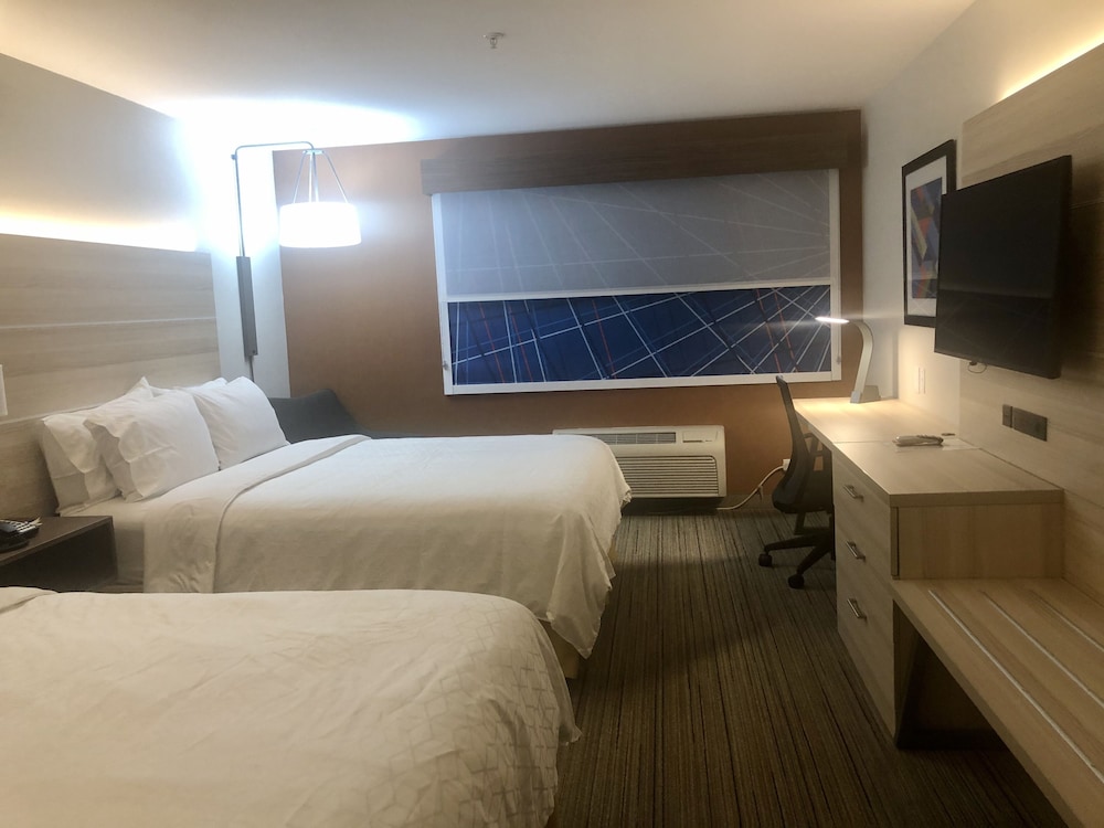 Standard Room, 2 Queen Beds (Forest View) - Photo 3