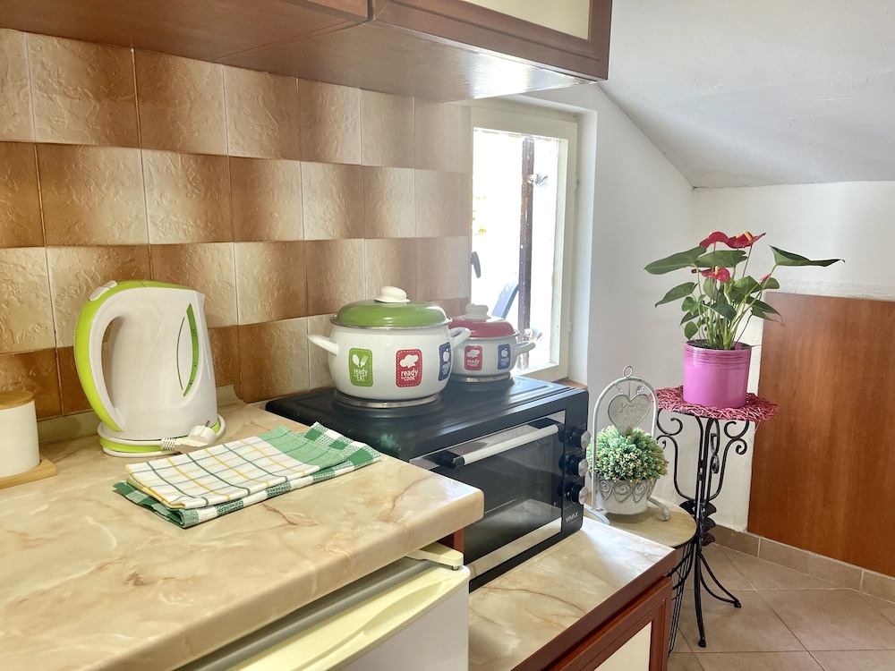 Romantic Apartment - Photo 5