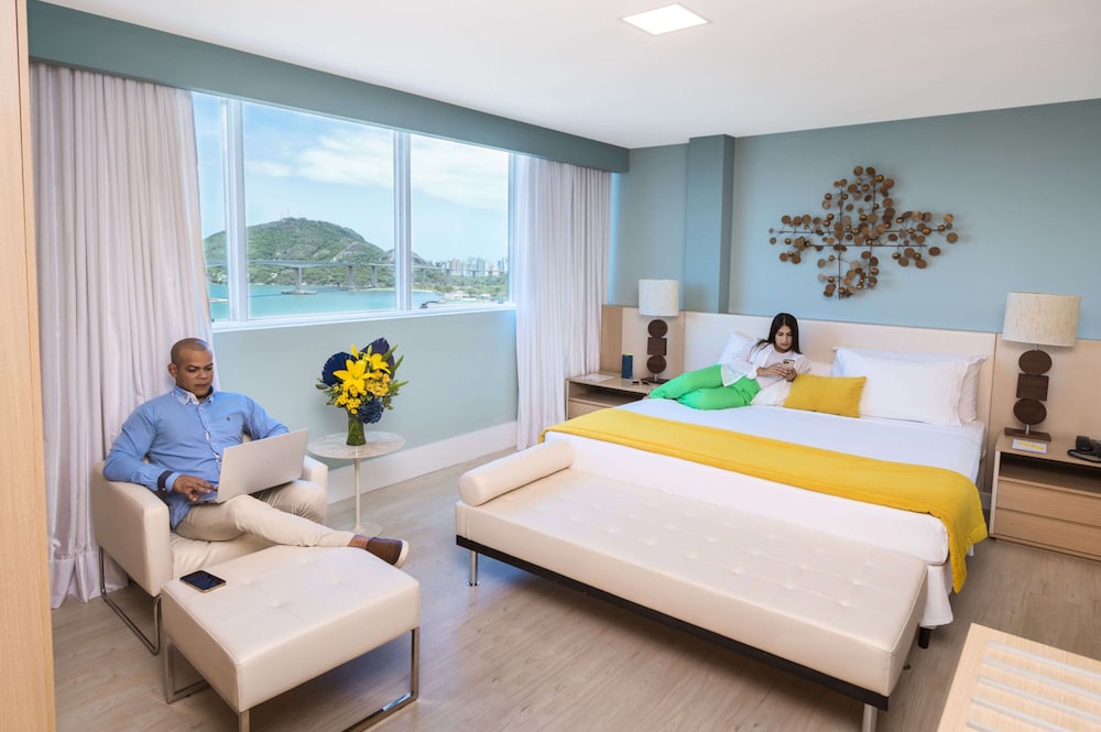 Suite, 1 King Bed, Sea View