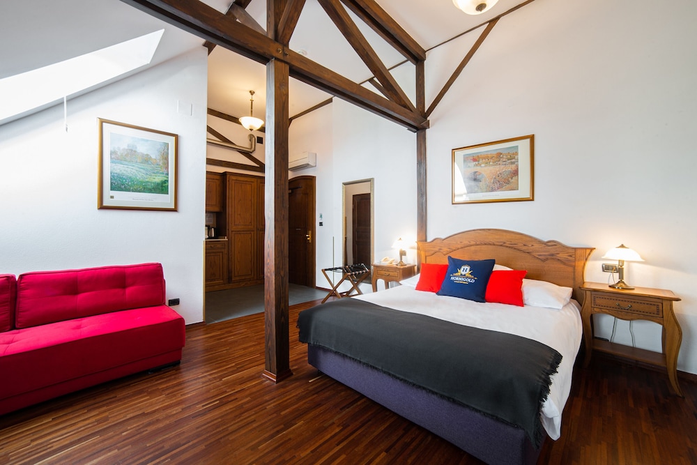 Deluxe Premium Room