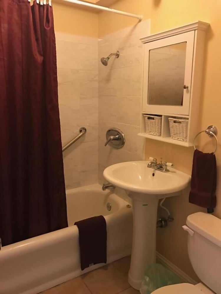 Deluxe Room, 2 Double Beds, Non Smoking, Private Bathroom