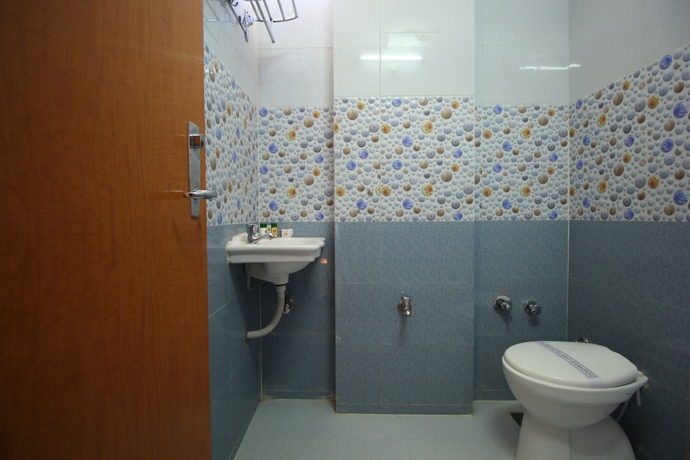 Double Or Twin Room photo 2
