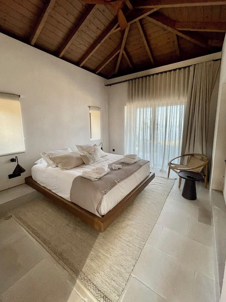 Deluxe Villa photo 1