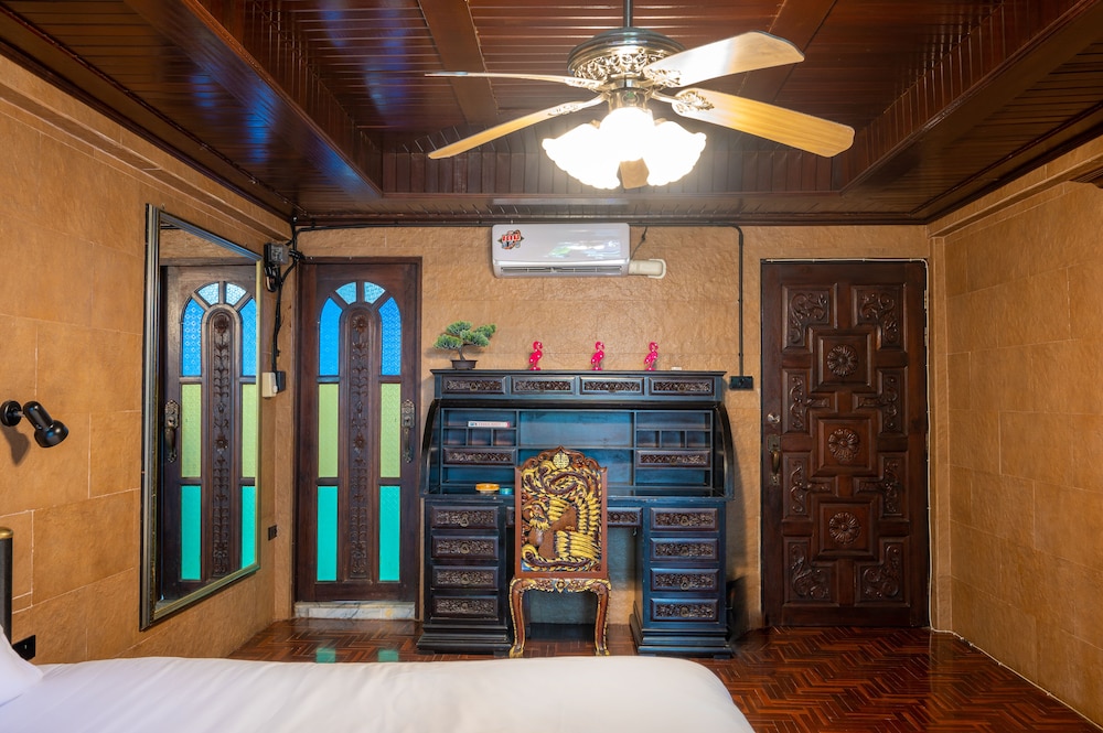 Pink Rozay Room - Photo 3