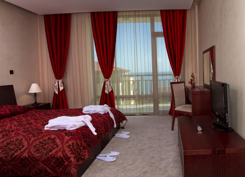 Suite, 1 Bedroom, Sea View photo 2