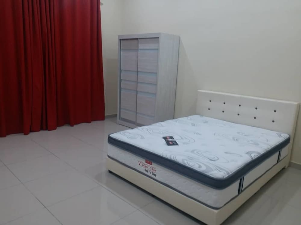 Double Room, 1 Queen Bed photo 1