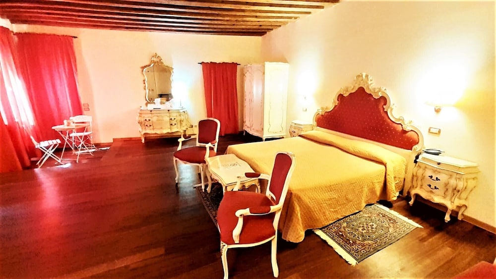 Family Apartment photo 1
