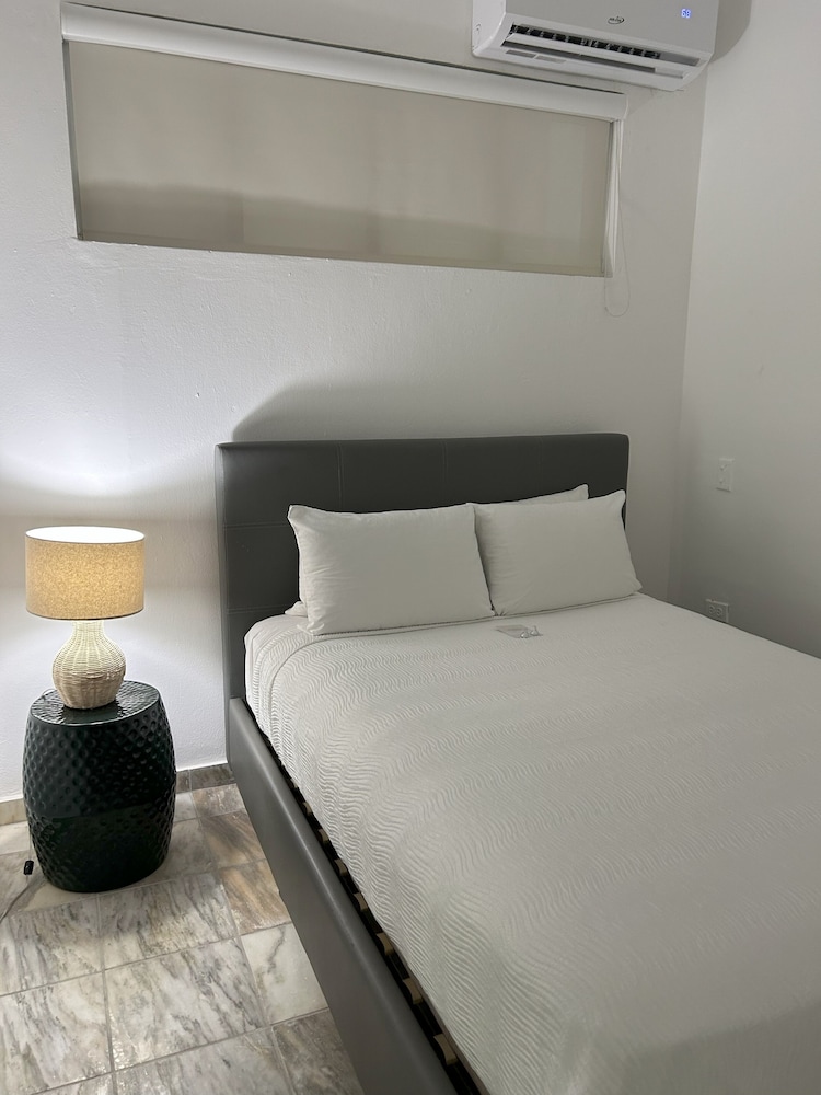 Junior Room, 2 Queen Beds photo 2