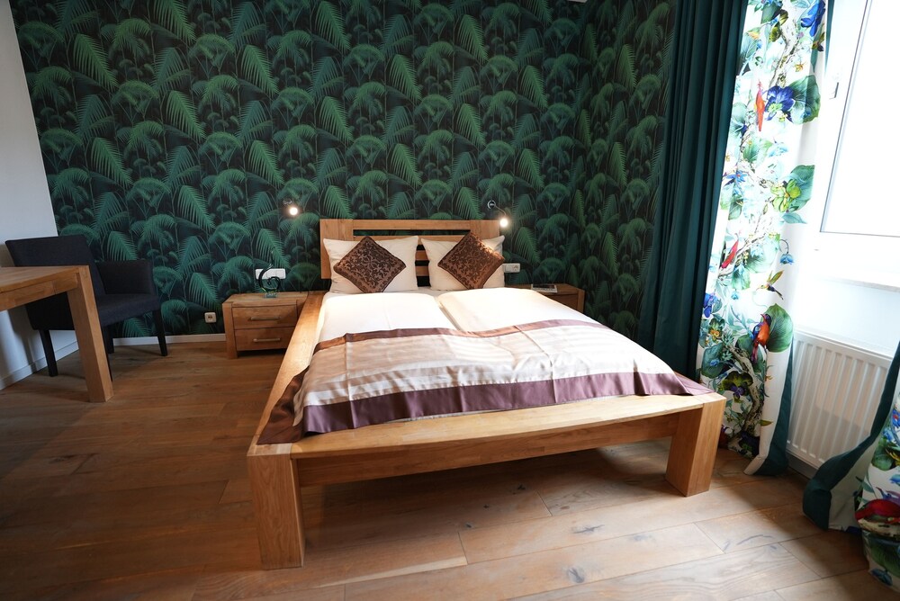 Basic Double Room (Budget) - Photo 5
