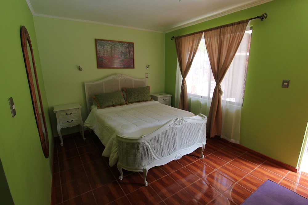 Double Room, 1 Double Bed (Matrimonial / Moderno) photo 3