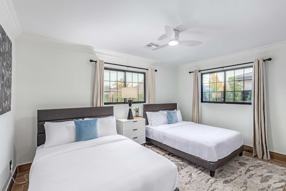 NY Sundancer Oasis Gamle By Pool Spa Tagterrasse, Billede 20