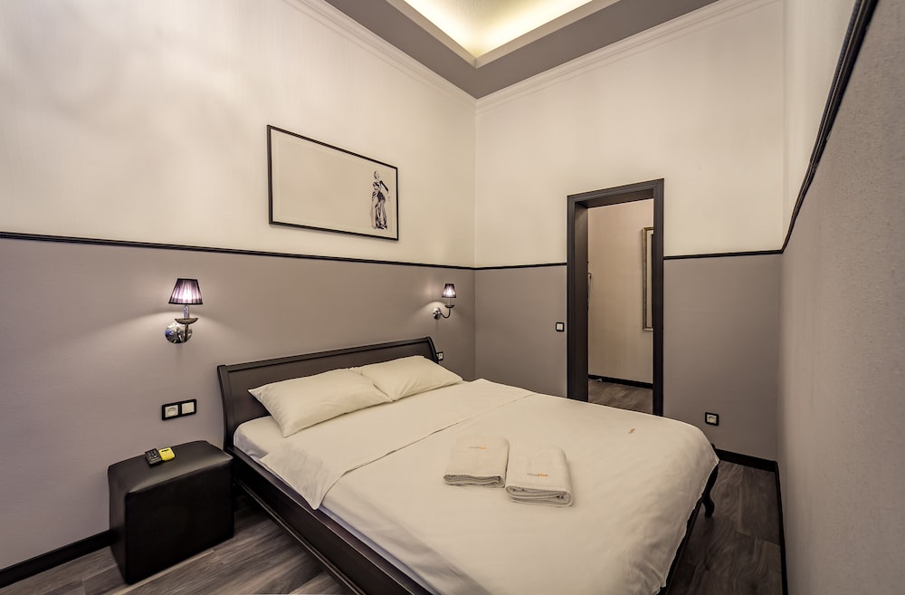 Design Apartment - Bohdana Khmelnytskoho St. 10