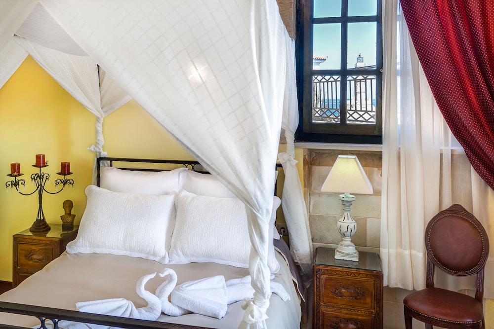 Double Room, Sea View (Oval) photo 3