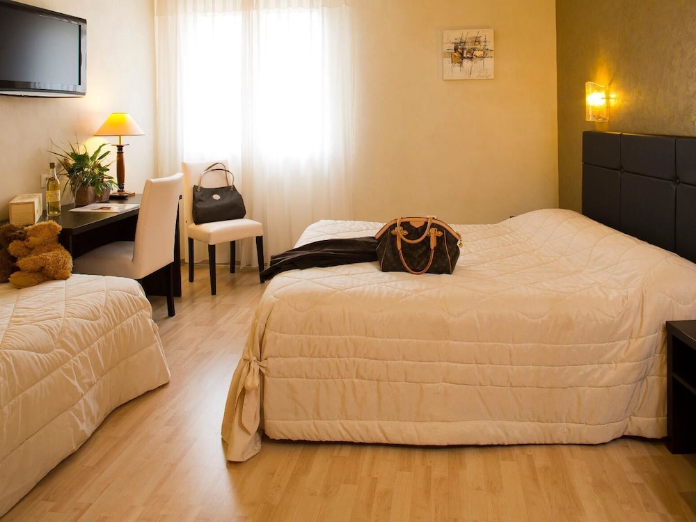 Premium Double Room, 1 Double Bed, Non Smoking, Park View