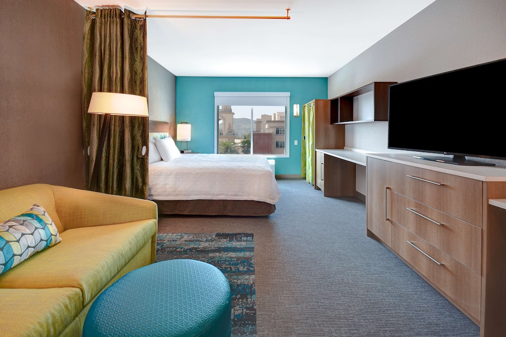 Studio Suite, 1 King Bed (Landmark View) - Photo 6