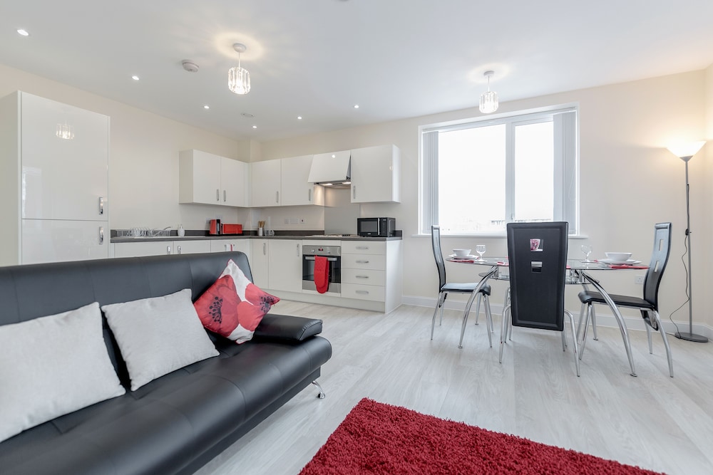 Apartment, 2 Bedrooms, Balcony photo 1