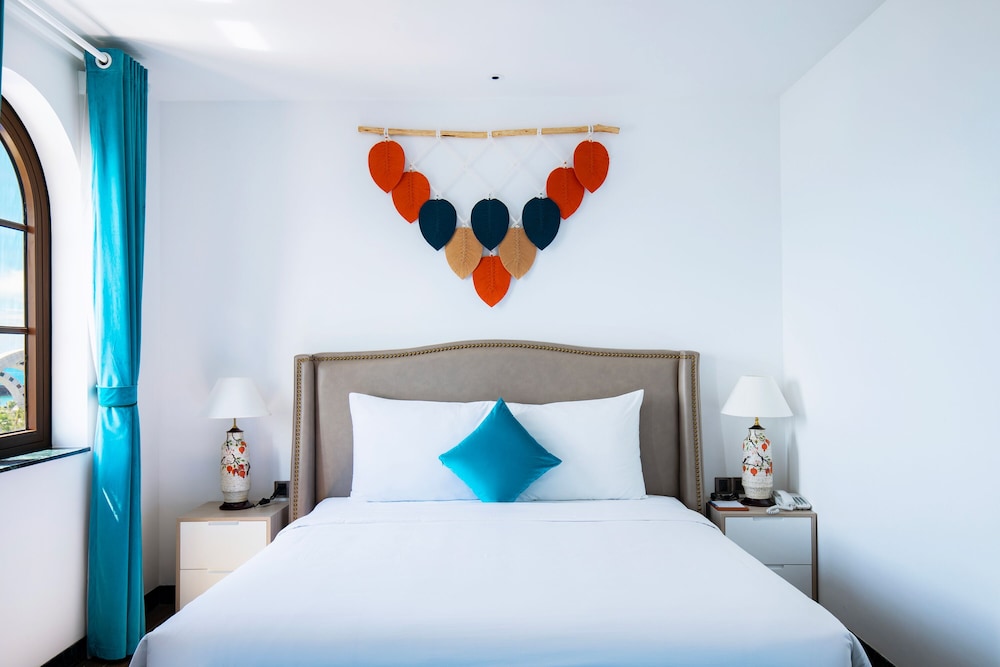 Riva – 1 Kingsize-Bett, Meerblick thumbnail 6
