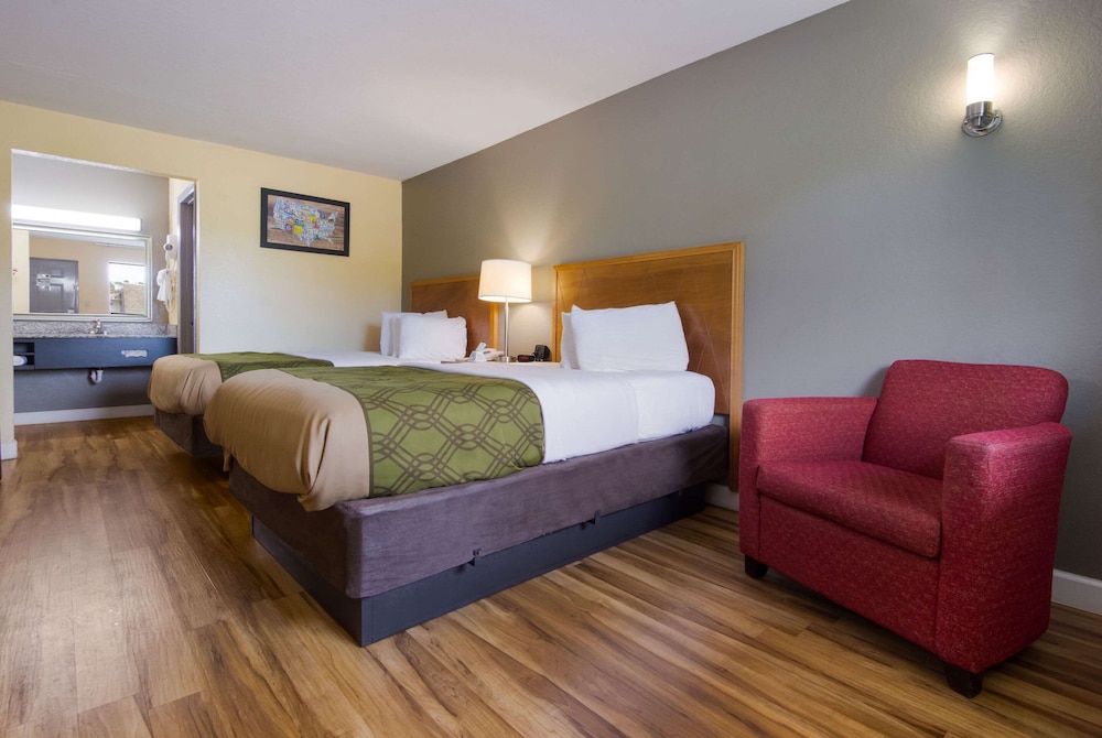 Standard Double Room, 2 Double Beds, Non Smoking - Photo 7