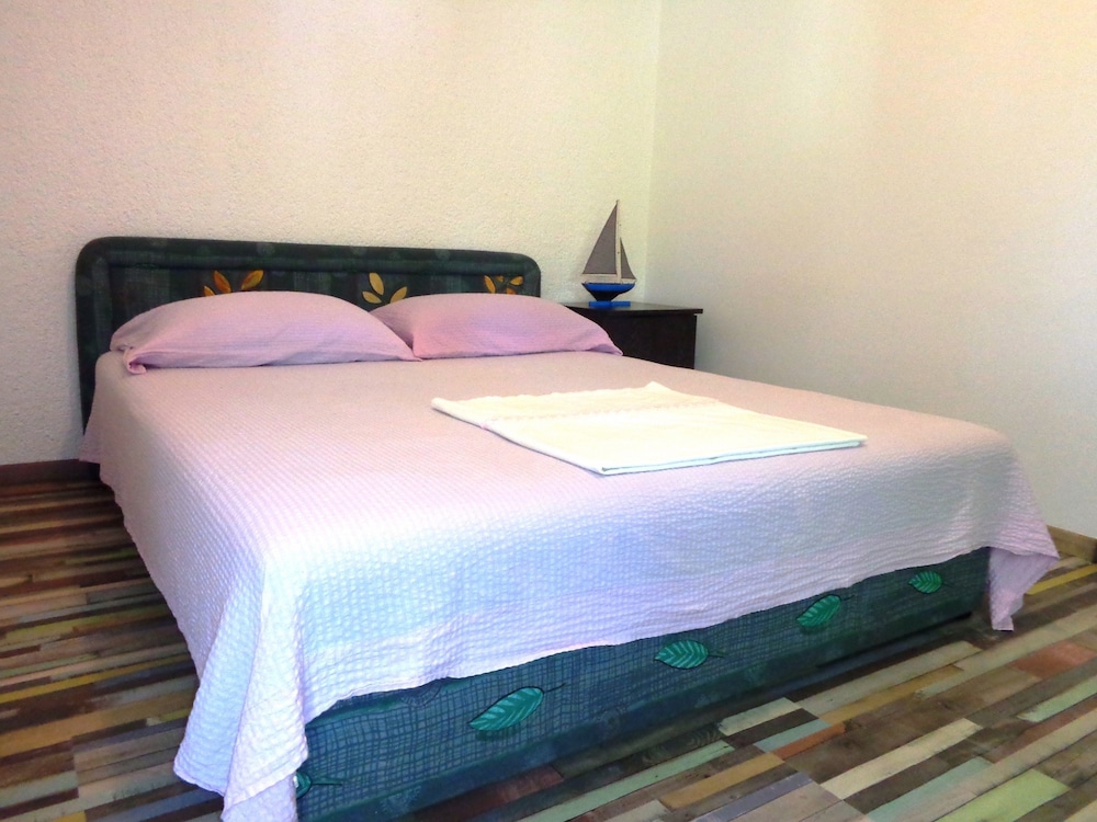 Studio, Sea View photo 1