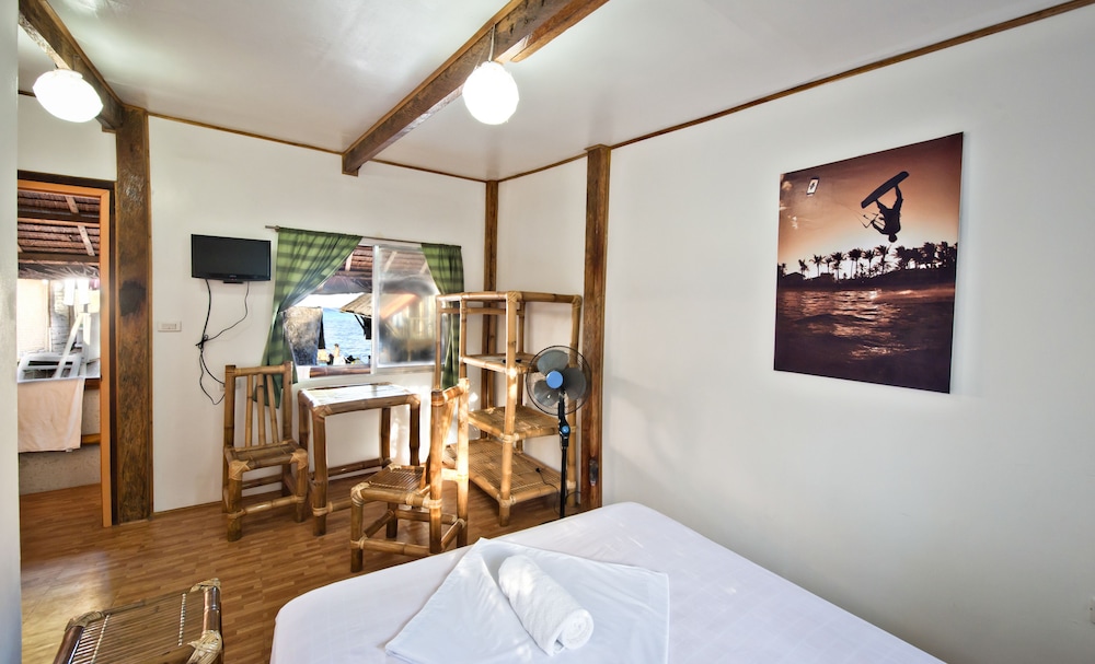 Superior Double Room, 1 Queen Bed, Sea View (New, Ac) photo 2
