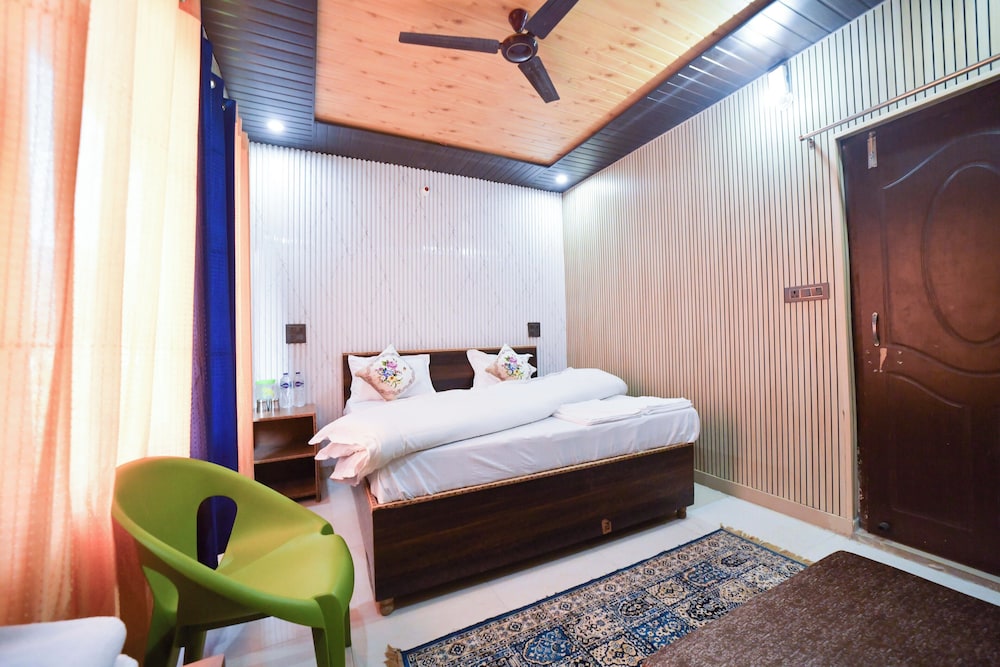 Deluxe Double or Twin Room, Mountain View
