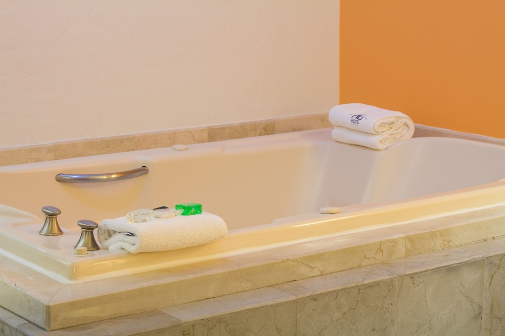 Junior Suite - Photo 8