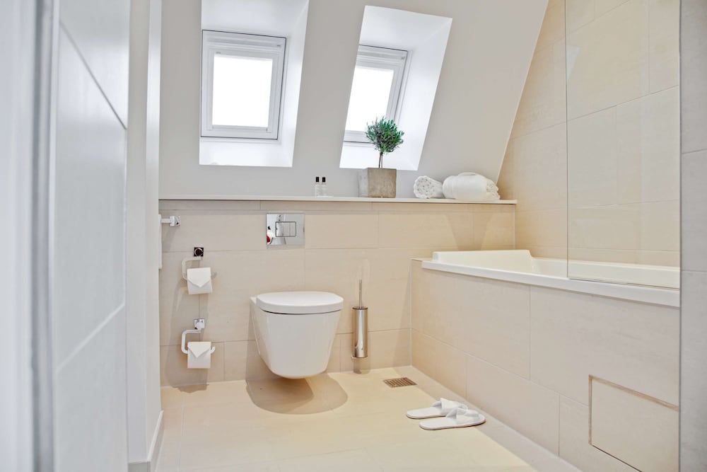 Superior Double Room, 1 King Bed (Plus) - Photo 2