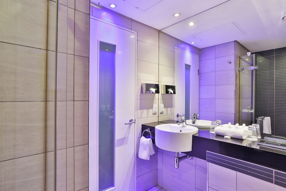 Standard Room - Photo 7