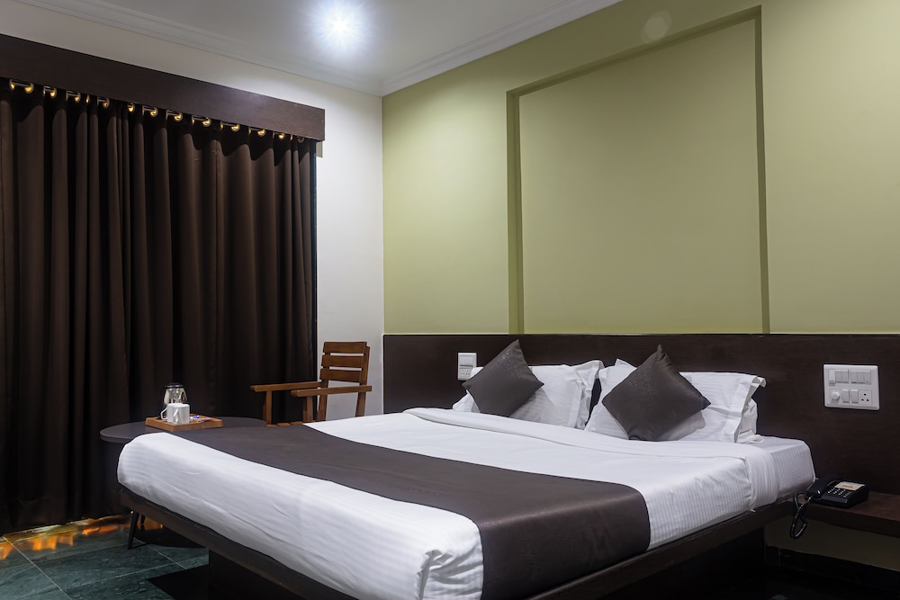 Double Room, City View