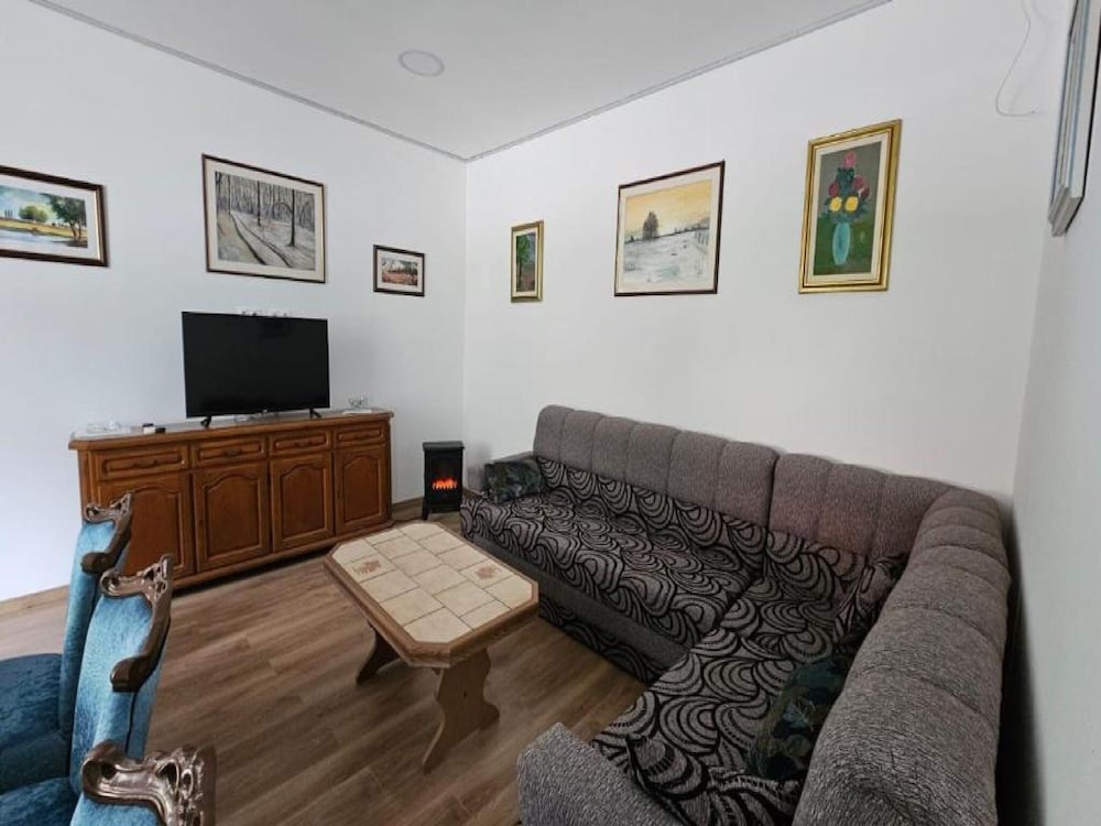 Apartment (Two Bedroom Apartment with Terrace) photo 2