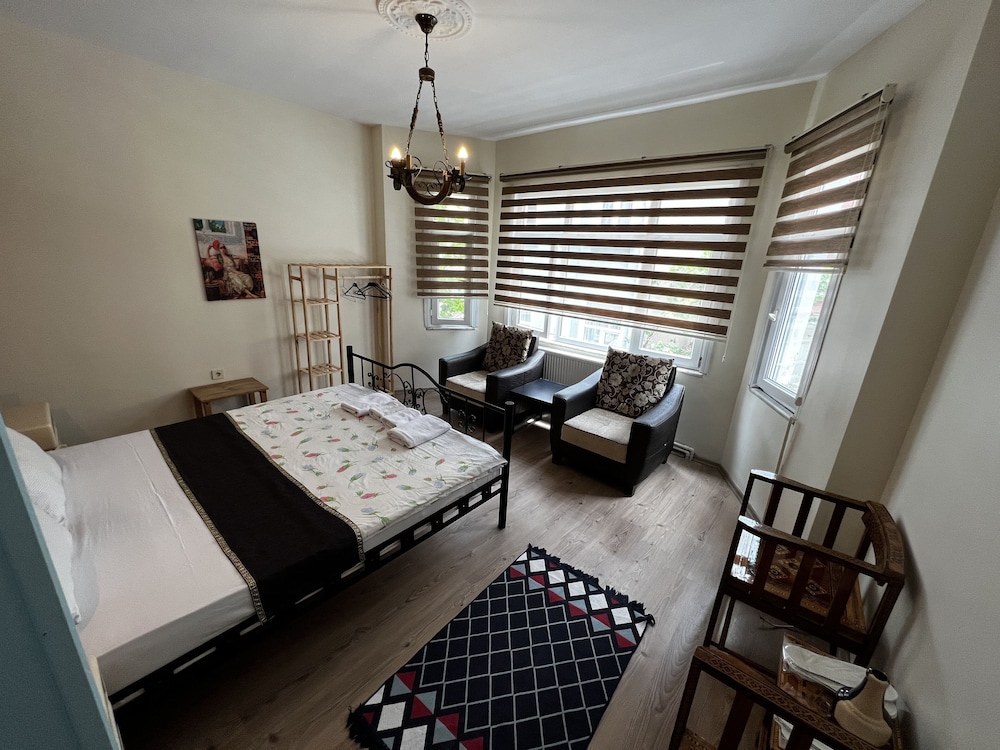 Family Apartment No 5 ( 150 Meters Away) photo 1