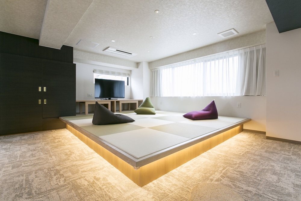 Premium Suite, Up to 5 Adults, Non Smoking - Photo 4