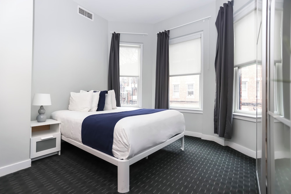 Signature Room photo 1