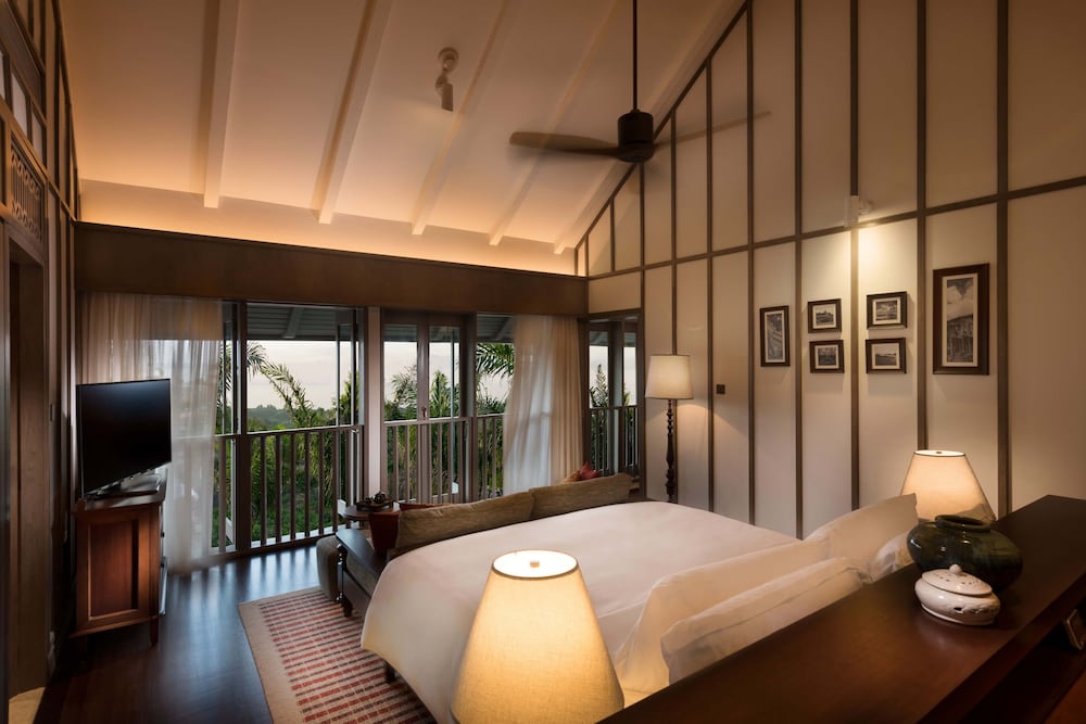 One Bedroom Lagoon Pool Villa - Photo 4