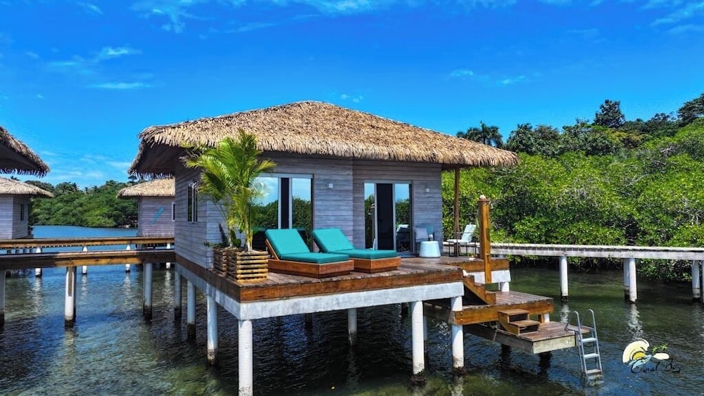 Coral Bay Bungalows "Seaside Dream"