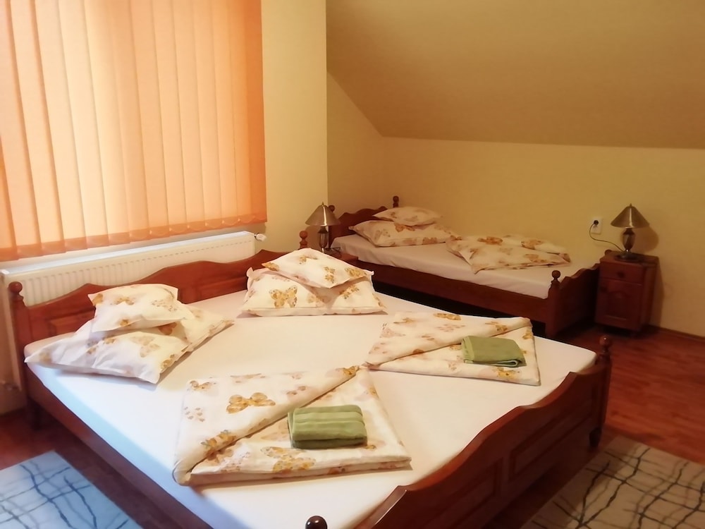 Quadruple Room photo 3