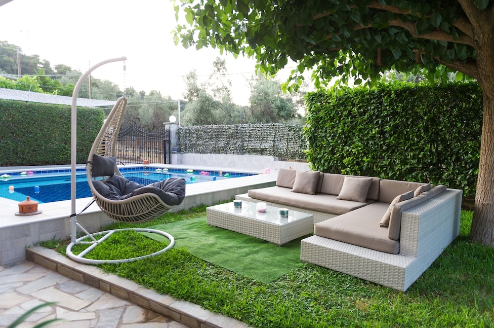 Villa, Smoking