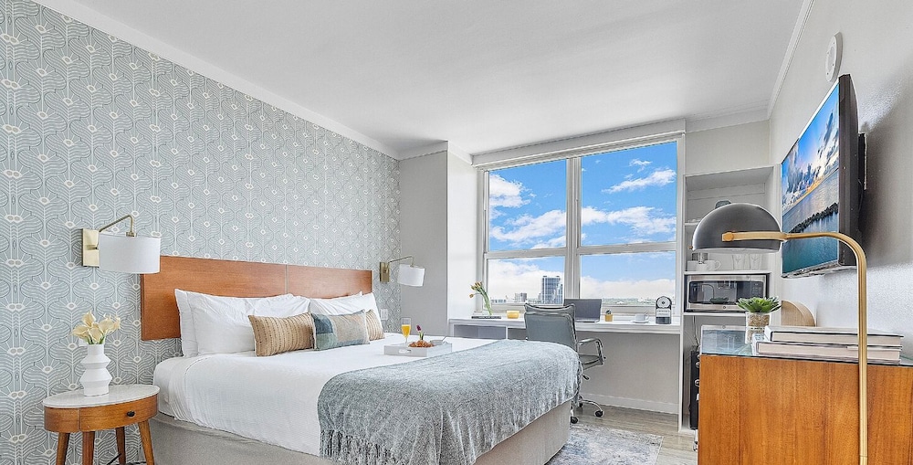 City Double Room, 1 King Bed, City View2017.01