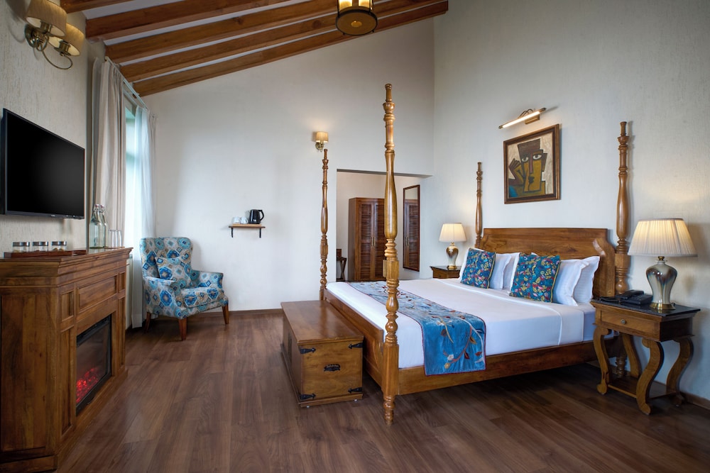 Deluxe Room - Photo 10
