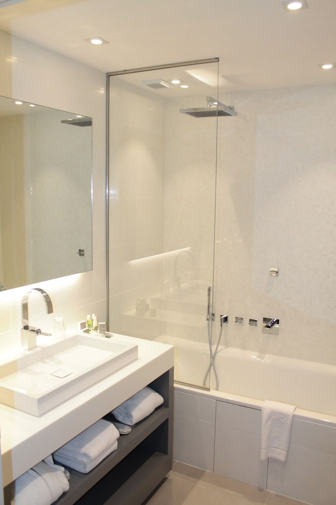Deluxe Double Room - Photo 5