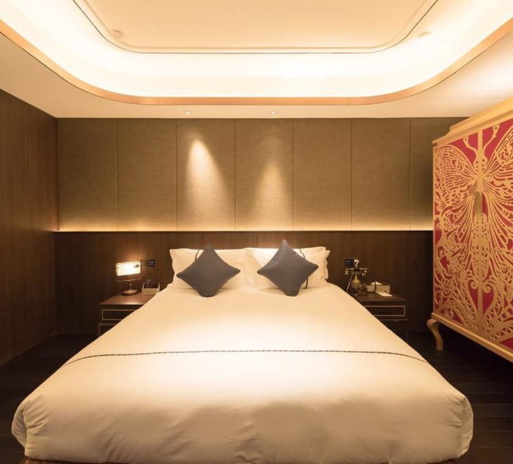 Signature Double Room, No Windows photo 1