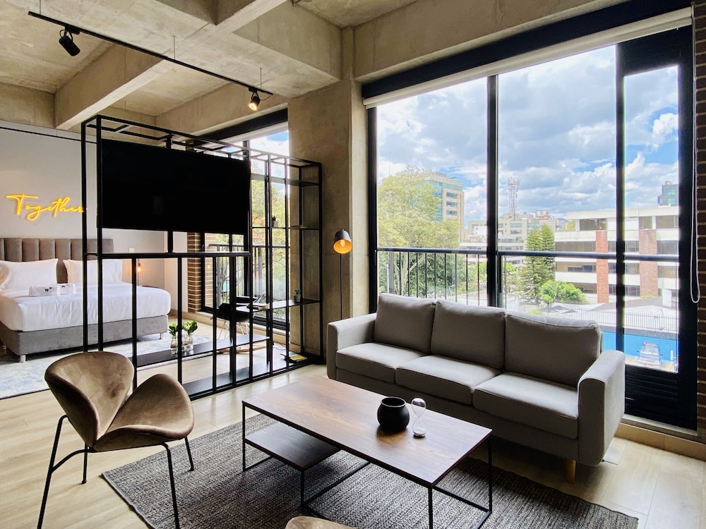 Apartment (403)