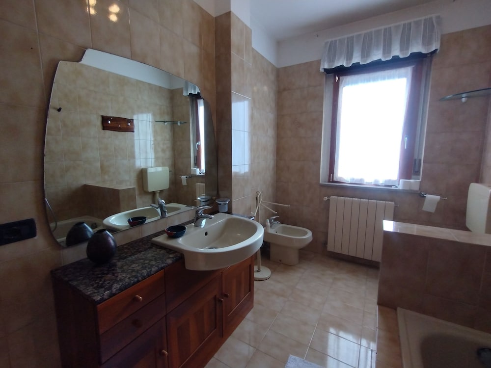 House photo 2