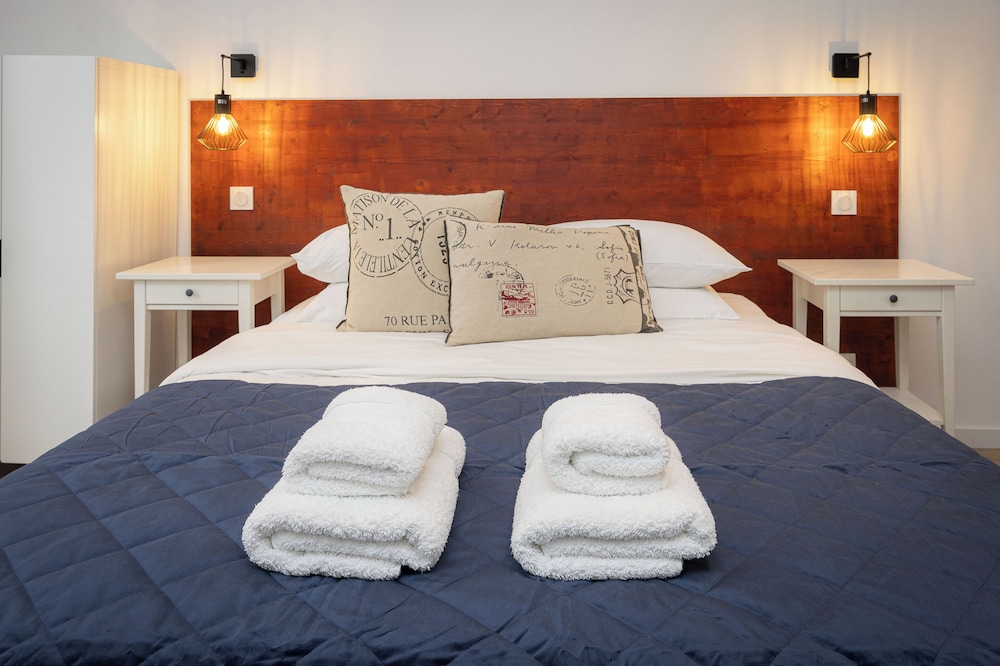 Comfort Double Room, City View