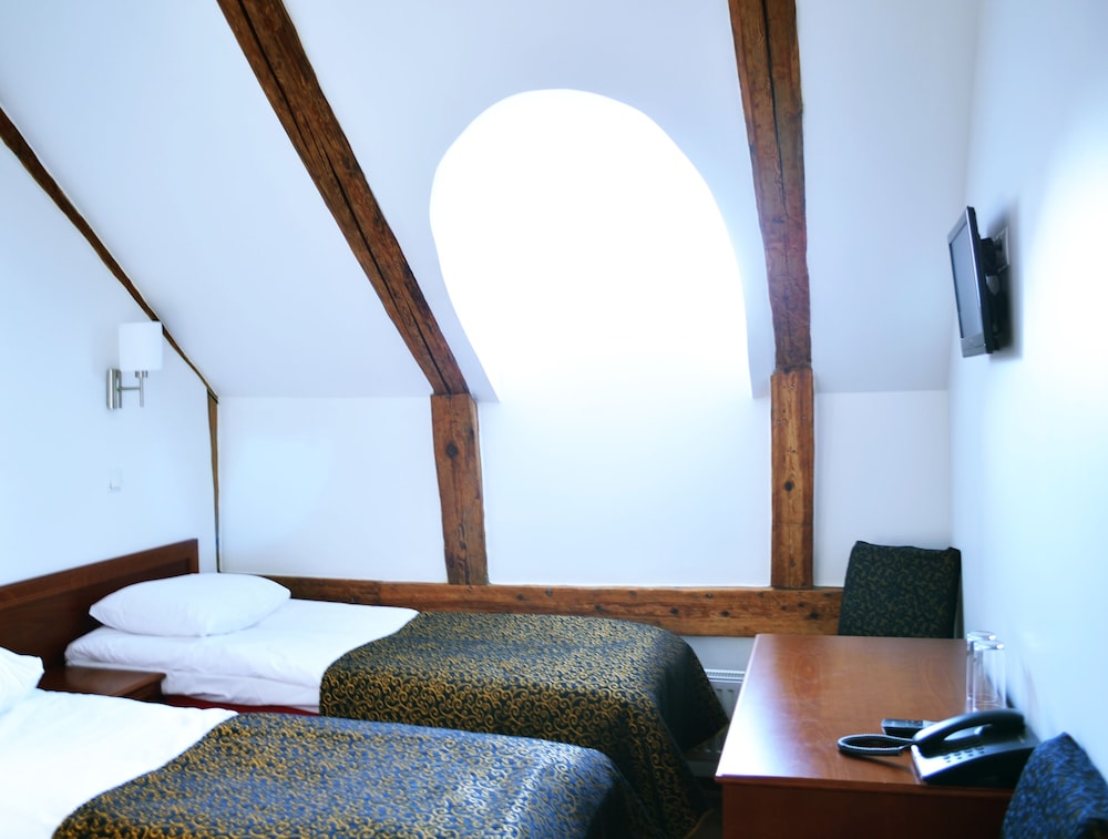 Standard Double or Twin Room photo 2