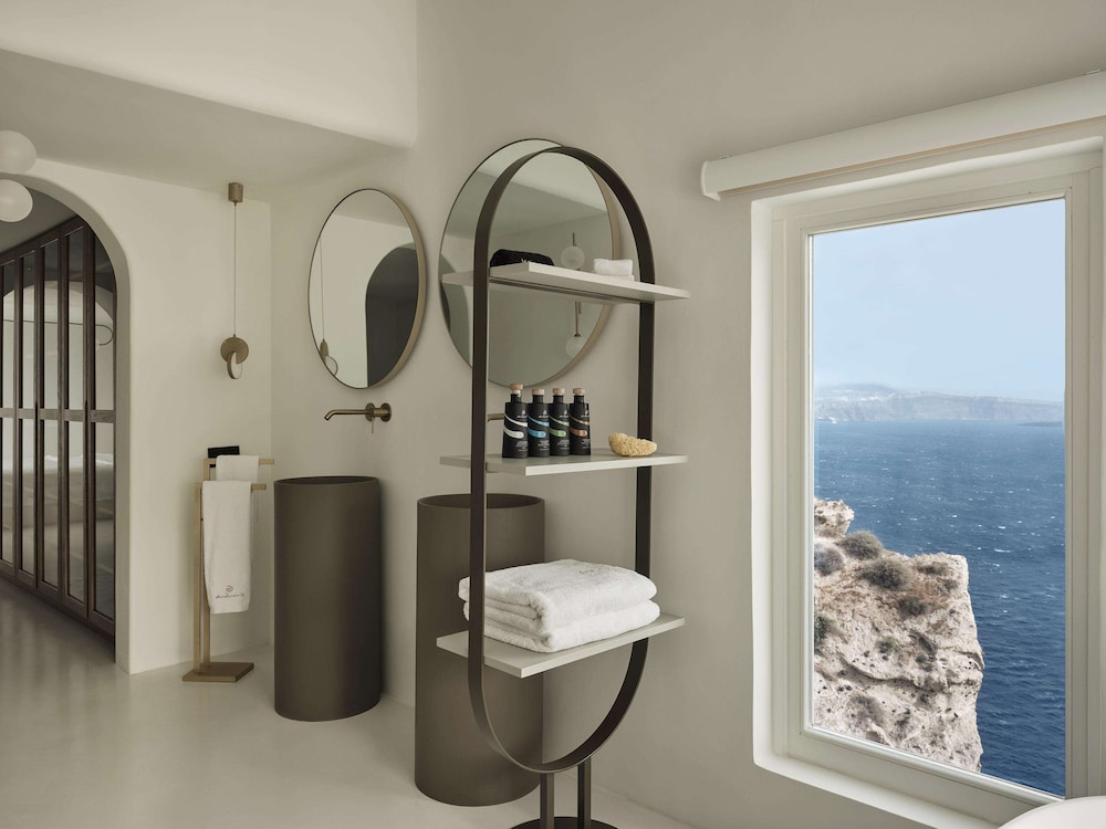 Eternal Suite with with Private Pool and Hot tub photo 3
