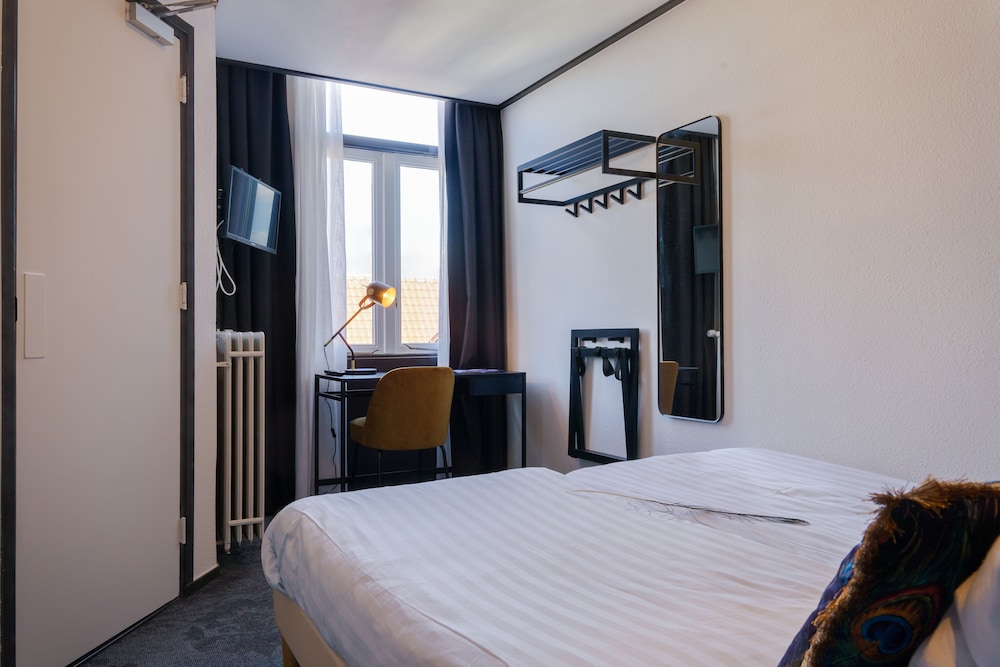 Double room with separate bathroom - Photo 3