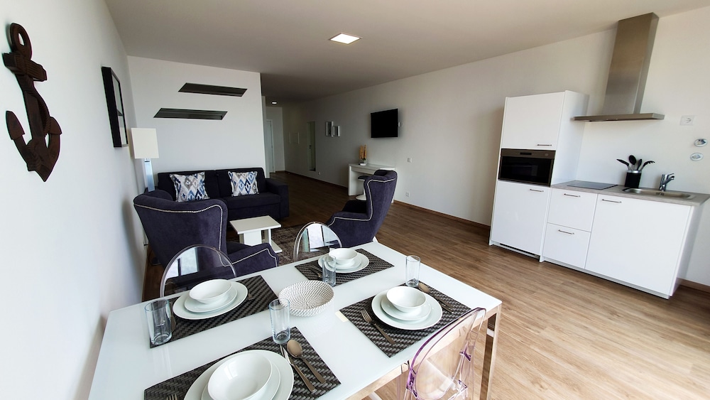 Panoramic Apartment, Annex Building - Photo 4
