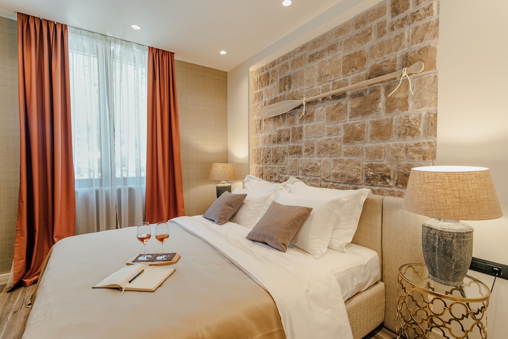 Double Room, Mountain View