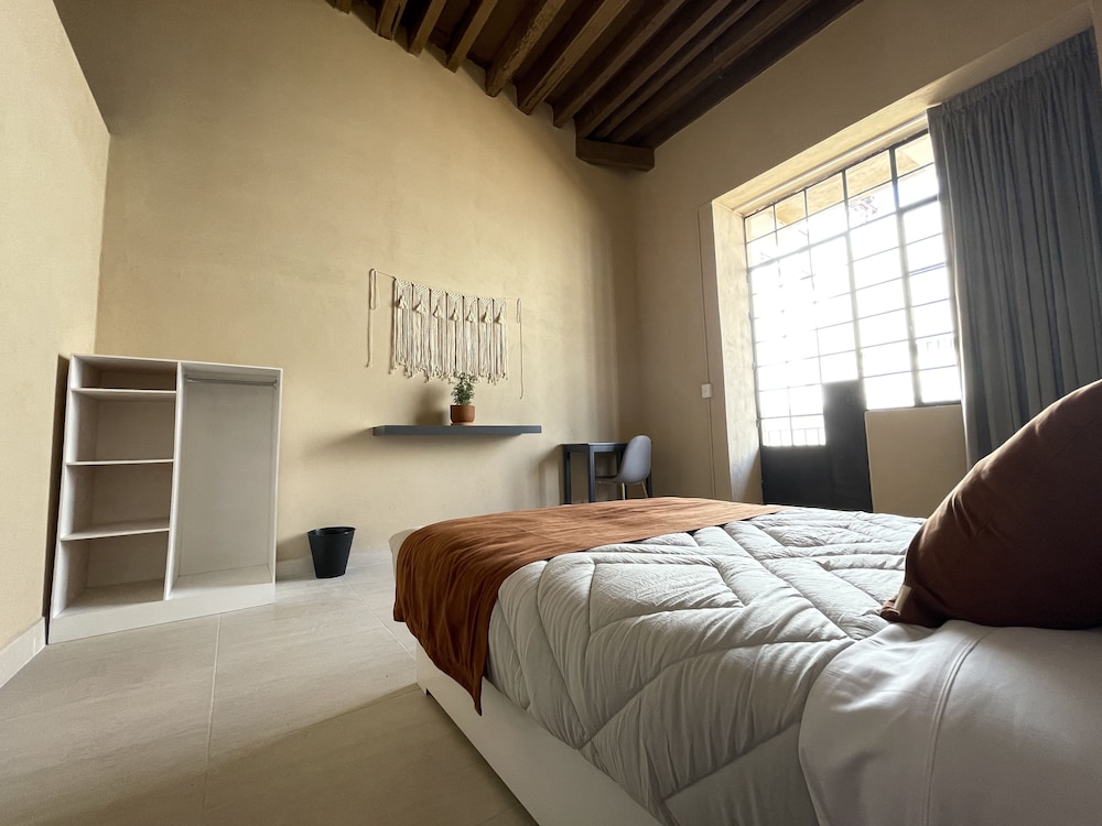 Double Room - Photo 7